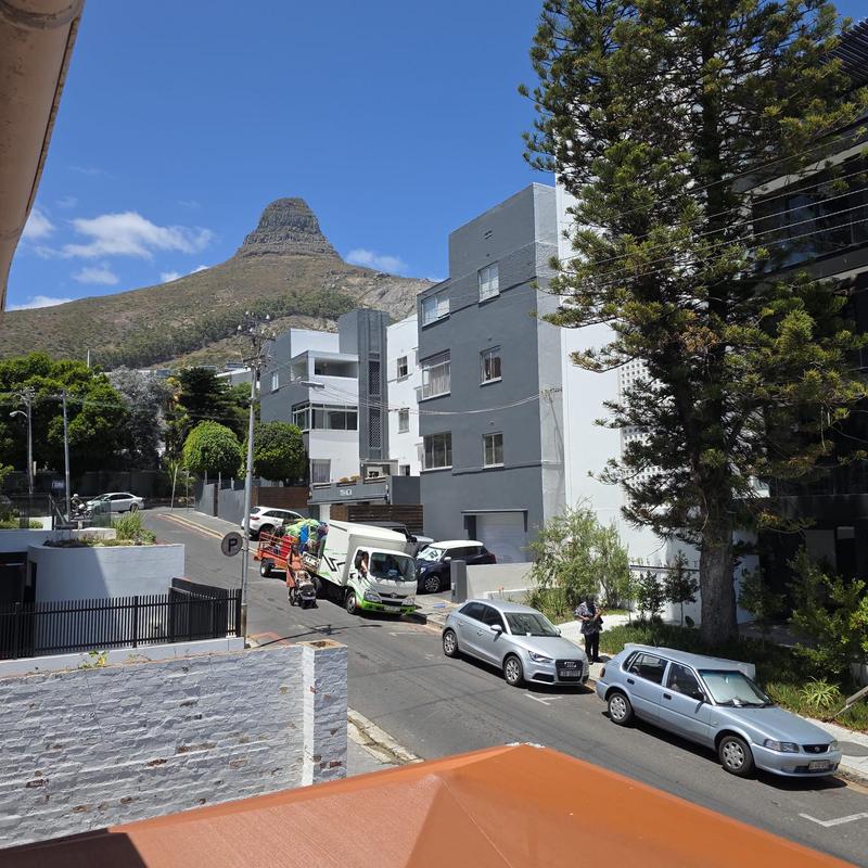 1 Bedroom Property for Sale in Sea Point Western Cape